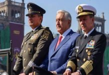 Encabeza AMLO su Último Desfile de la Revolución